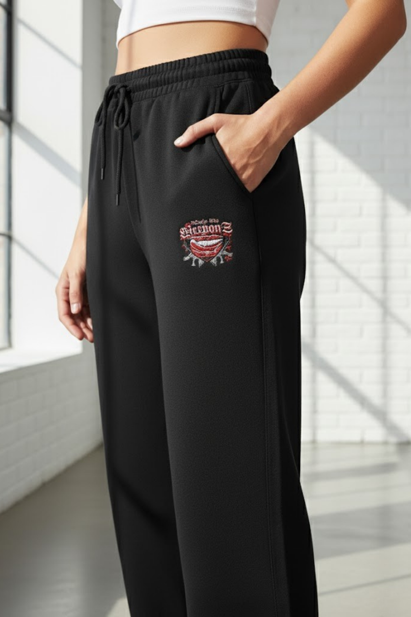 Smash Mouth Streetwear Fleece Sweatpants | Black